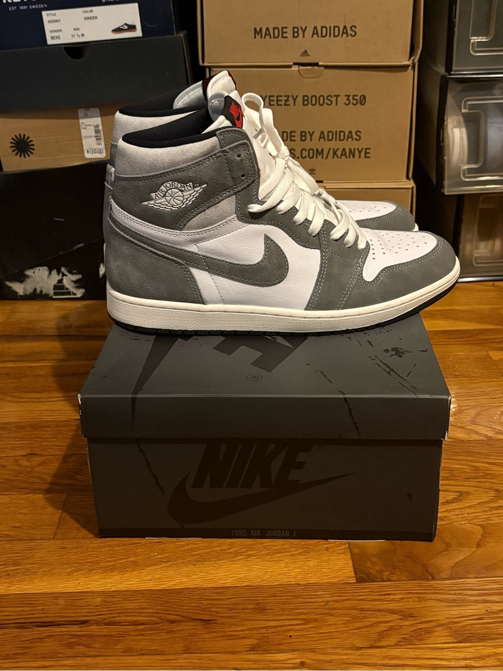 Nike Air Jordan 1 High OG - White & Gray